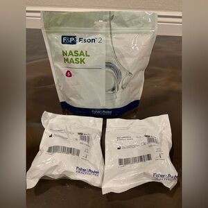 Eson 2 Nasal Mask & Headgear ESN2SA+ 2 Extra Seals SMALL Fisher & Paykel New